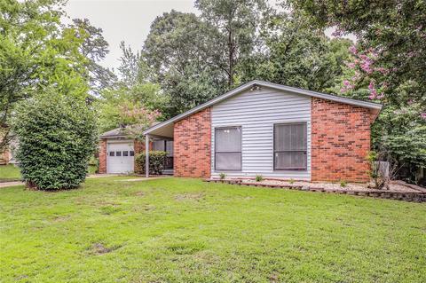 43 Pine Ct, Millbrook, AL 36054 photo 1