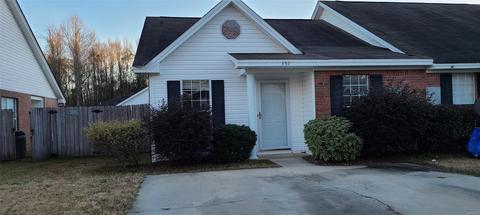 357 James Dr, Millbrook, AL 36054 photo 1