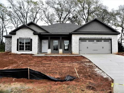 200 Thornbird Loop, Enterprise, AL 36330 photo 1