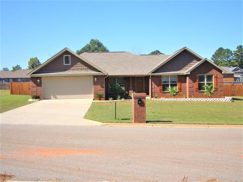 211 Clearview Dr, Enterprise, AL 36330 photo 1