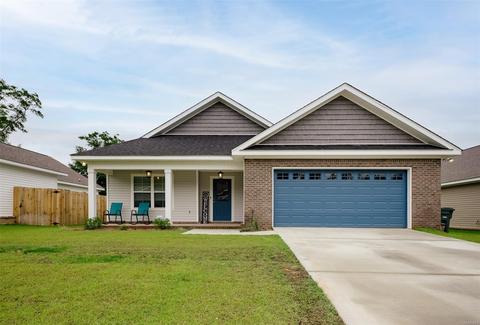 115 Longleaf Ln, Enterprise, AL 36330 photo 1