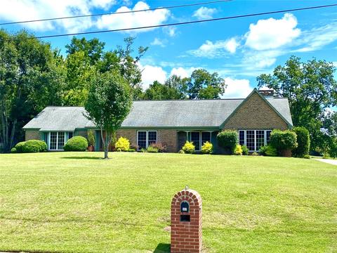 307 Willow Dr, Enterprise, AL 36330 photo 1