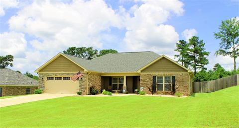 130 Brookstone Dr, Enterprise, AL 36330 photo 1
