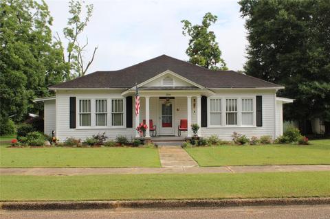 304 East Park Avenue, Opp, AL 36467 photo 1