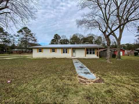 612 West Spring Avenue, Geneva, AL 36340 photo 1