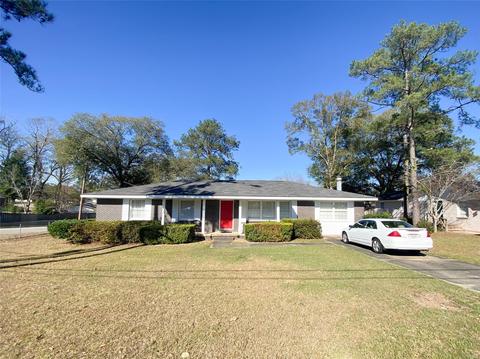 203 Walnut Dr, Enterprise, AL 36330 photo 1
