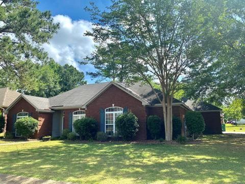 14 Cobb Forest Ct, Millbrook, AL 36054 photo 1