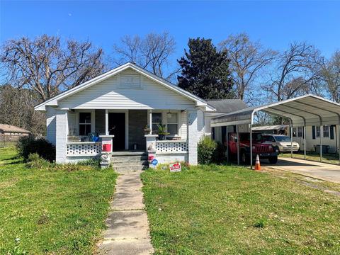 207 11th St N, Clanton, AL 35045 photo 1