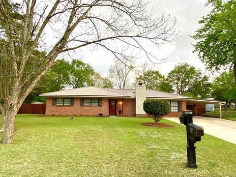 105 Moates Dr, Enterprise, AL 36330 photo 1