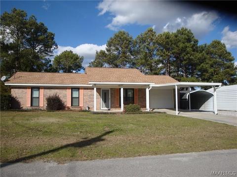 111 Colonial Cir, Clanton, AL 35045 photo 1