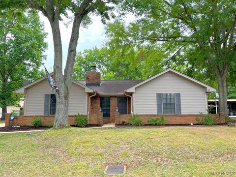 127 Honeysuckle Ct, Millbrook, AL 36054 photo 1