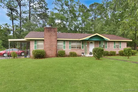 2004 Apricot St, Dothan, AL 36303 photo 1