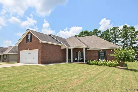 105 Diamond Fields Dr, Troy, AL 36079 photo 1