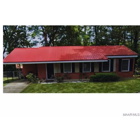 151 Dixie Dr, Ozark, AL 36360 photo 1