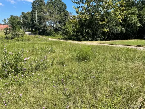 110 Pledger St, Enterprise, AL 36330 photo 1
