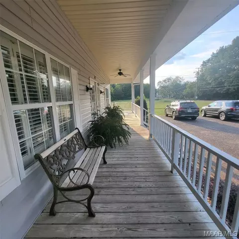 Exterior - 615 Cahaba Rd, Selma, AL 36701 photo 3 of 3