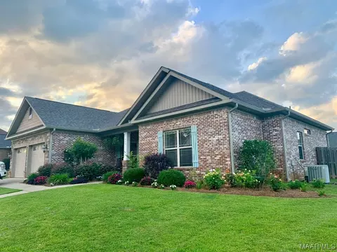 209 Turtleback Trl, Enterprise, AL 36330 photo 1
