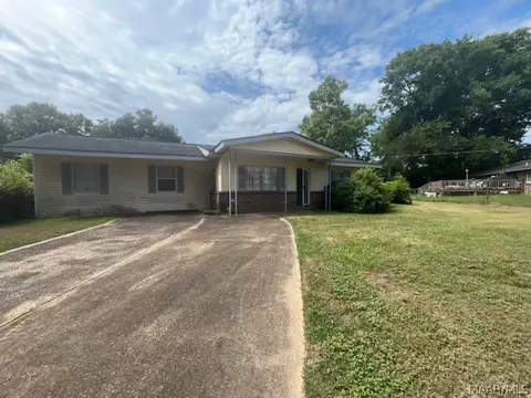 2008 3rd Ave, Selma, AL 36703