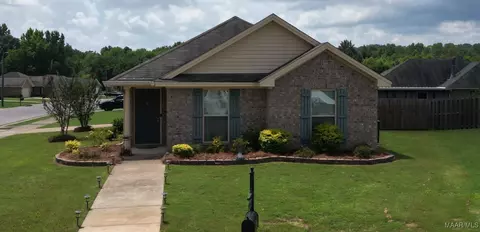 11 Moonlight Ct, Millbrook, AL 36054 photo 1
