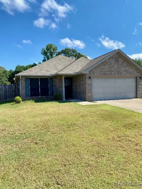 20 Moonlight Ct, Millbrook, AL 36054 photo 1