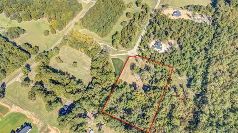 275 Crossing Ln, Pike Road, AL 36064
