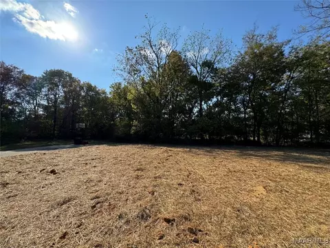 7118 Eagle Dr, Montgomery, AL 36116 photo 1