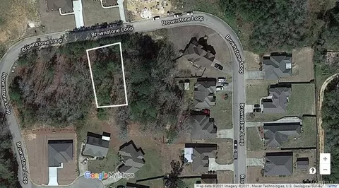280 Brownstone Loop, Elmore, AL 36025