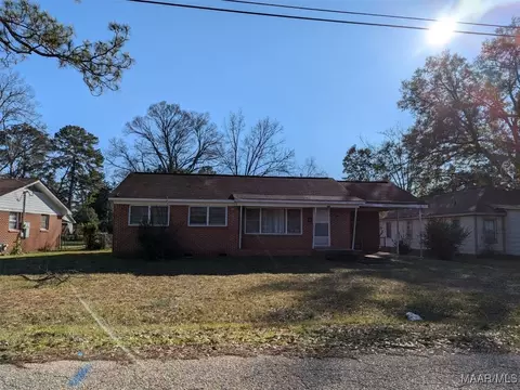 404 4th Ave, Selma, AL 36701