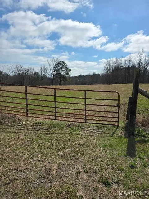 1901 Baker Holley Rd, Clanton, AL 35045 photo 1