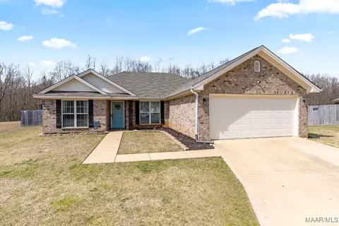 192 Daybreak Dr, Millbrook, AL 36054 photo 1