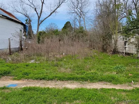 2025 Eugene Ave, Selma, AL 36703