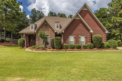 79 Brookwood Dr, Wetumpka, AL 36093