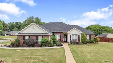 177 Old Orchard Loop, Deatsville, AL 36022 photo 1