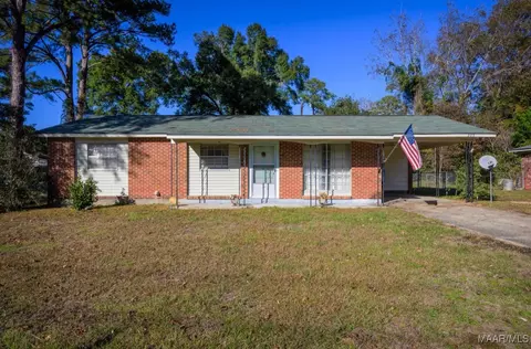 205 9th Ave, Selma, AL 36701