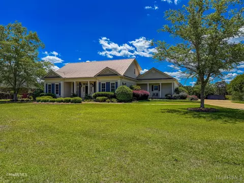 1210 Trevor Cir, Thomasville, AL 36784