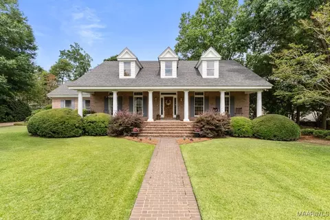203 Evergreen St, Prattville, AL 36067