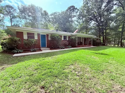 6431 Rives Rd, Elmore, AL 36025