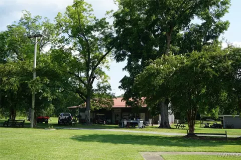 686 Pugh Rd, Mathews, AL 36052