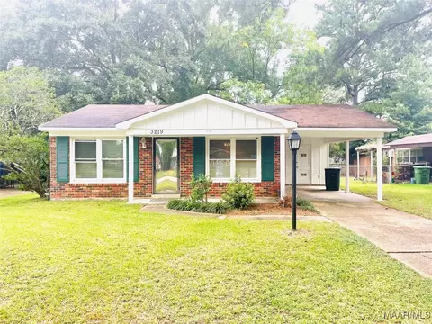 3219 Fairfax Rd, Montgomery, AL 36109