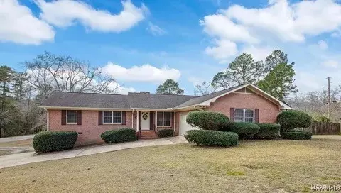 219 Mcclendon Dr, Abbeville, AL 36310