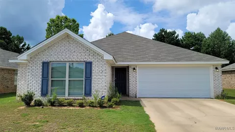 77 Nottingham Way, Elmore, AL 36025