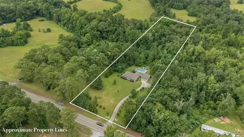 9620 Georgia Rd, Wetumpka, AL 36092