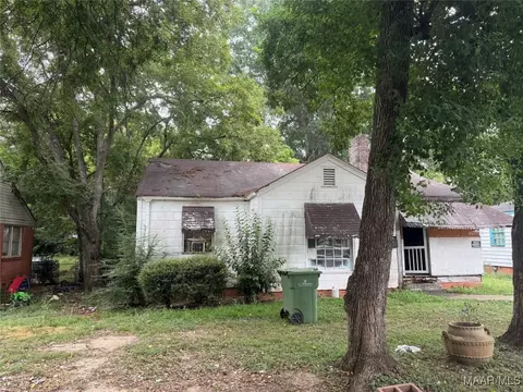 8 Stuart St, Montgomery, AL 36105