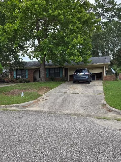 903 Dixie Dr, Dothan, AL 36301