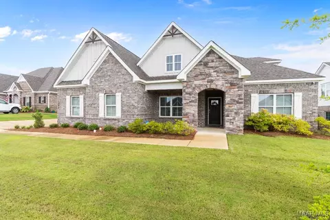 1294 Charleston Dr, Prattville, AL 36066