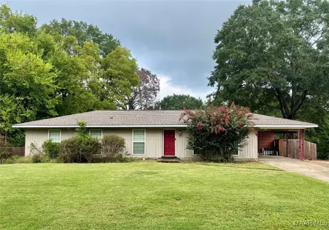 221 Hickory Ln, Prattville, AL 36066