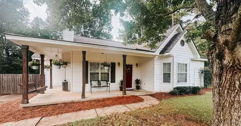 156 Laurel Hill Dr, Prattville, AL 36066