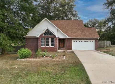 30 Maplewood Cir, Clanton, AL 35045