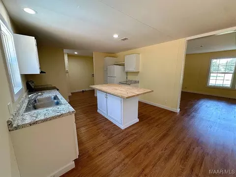 261 Callen Rd, Selma, AL 36701 photo 4