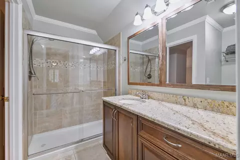 Bath - 7149 Pinecrest Dr, Montgomery, AL 36117 photo 6 of 8